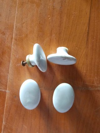 TIRADORES ANTGUOS DE PORCELANA