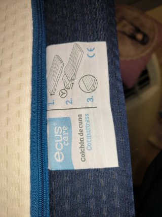 Cuna IKEA Sundvik + Colchón Ecus Kids + Ropa Cuna