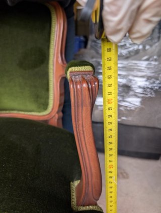 Elegante sillón estilo Luis XV