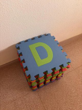 Alfombra puzzle infantil de letras