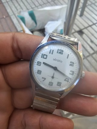 Reloj Strato Mecánico Plata y Blanco
