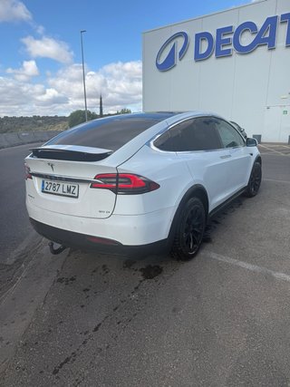 Tesla Model X 2017