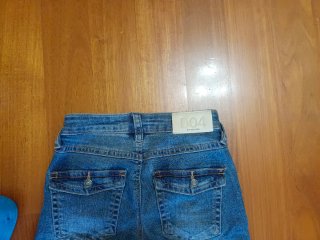 Pantalón acampanado Stradivarius D04