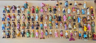 Lote Playmobil 91 figuras variadas