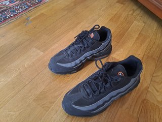 Nike Air Max 95 negras talla 42.5