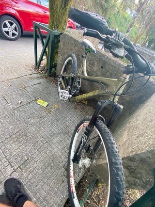 Bicicleta Giant Reign