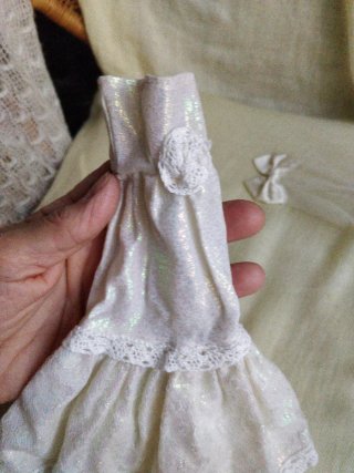Vestido de muñeca Famosa brillante
