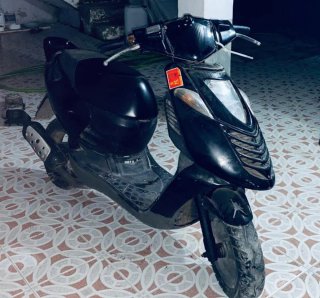 Aprilia Sonic 50cc Scooter Negra vendo piezas