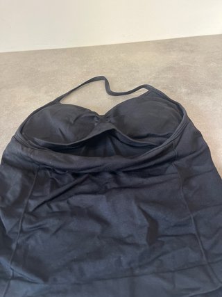 Top deportivo negro halter