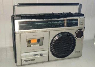 Radiocasete Sanyo M2429F Beige/Negro