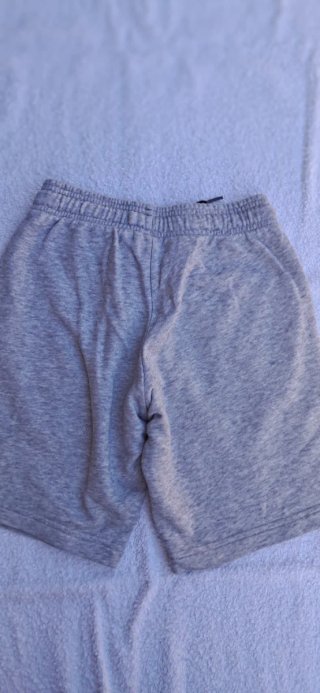 Pantalón corto chándal Adidas gris