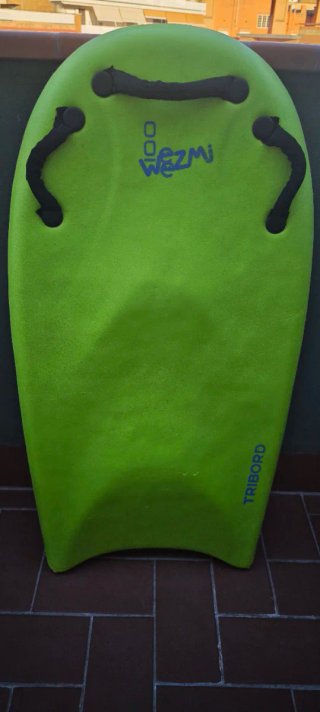 Bodyboard Tribord Weezmi con Asas + Funda Térmica