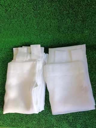 Cortinas blancas de tela