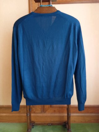 Jersey Gran Sasso azul lana virgen