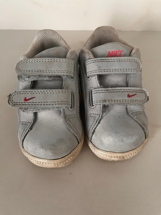 Zapatillas Nike Gris Talla 22