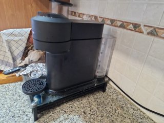 Cafetera Nespresso Vertuo Next o cambio por normal