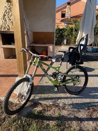 Bicicleta Descenso Commencal Supreme