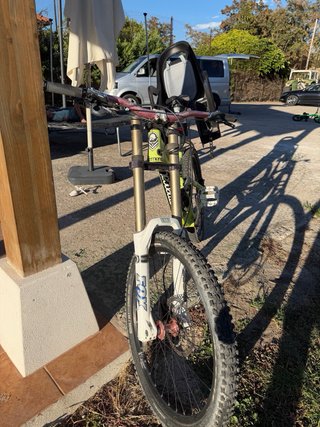 Bicicleta Descenso Commencal Supreme