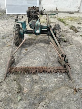 Segadora Bertolini 124 de rueda mediana