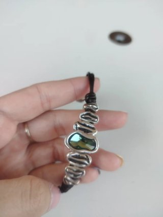 Pulsera Uno de 50 con piedra verde