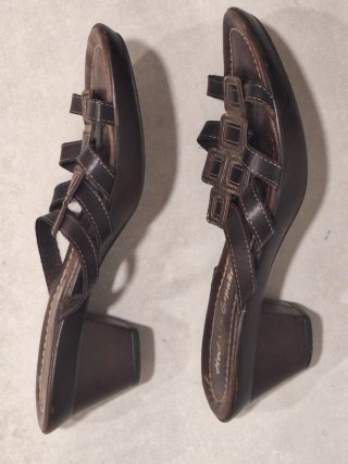 Sandalias Marrones Piel    Talla 39