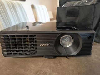 Proyector Acer X1311WH + Pantalla 2m + Bolsa