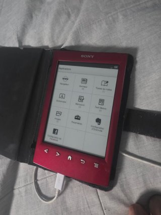 Sony e-reader rosso