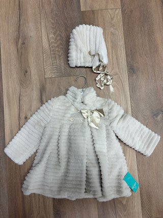Conjunto abrigo pelo y capota niña Rigans 2 años