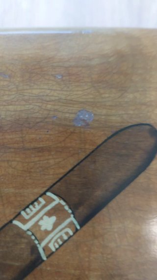 Scatola elegante in legno per sigari con incisione e musica