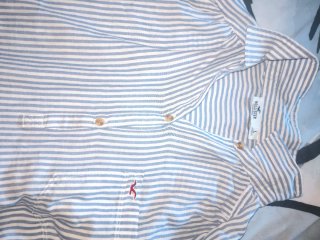 Camisas finas grises y rosas y blancas de Holliste