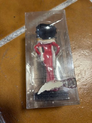 Figura Betty Boop Cantante con Micrófono