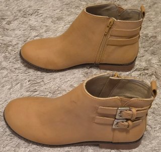 Botines Zara Girls camel talla 35 con hebillas