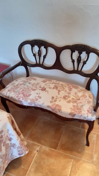 Sillón Vintage Madera y Tela Floral