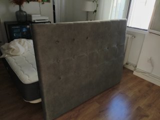 Cabecero tapizado de tela gris 160x120 cm