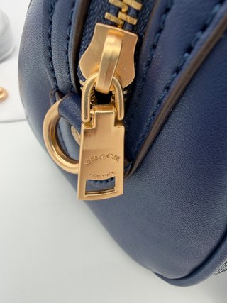 Bolsa Coach Azul e Dourada