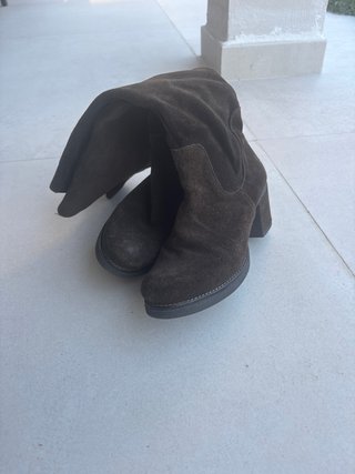 Botas ante marrón tacón cuadrado talla 38