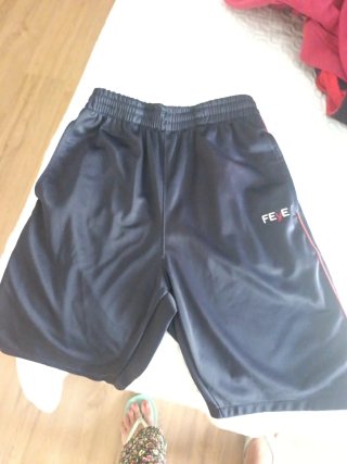 Pantalón corto chándal FEYE negro talla 12