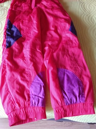 BUZO DE ESQUÍ, COLOR ROJO-AZUL-MORADO TALLA 152 CM