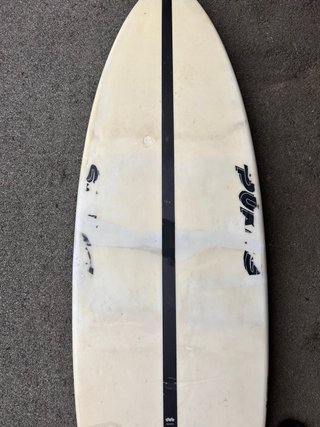 Tabla de surf Pukas Dark 5.10