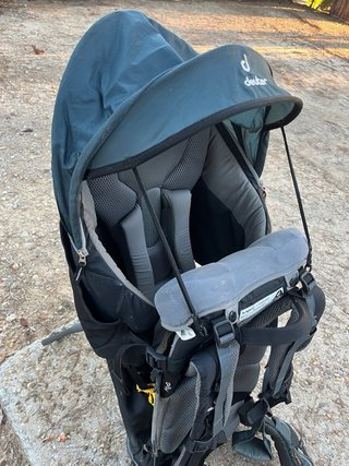 Mochila portabebés senderismo