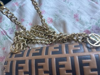 Bolso Fendi Beige y Negro (No es original)