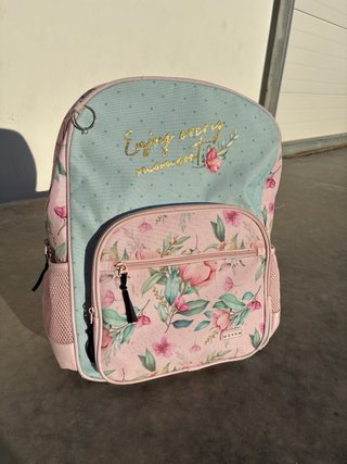Mochila escolar rosa floral con bolsillos