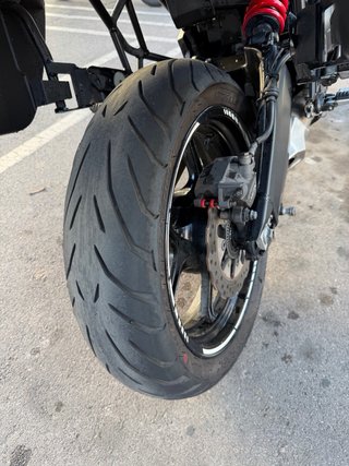 Kawasaki Versys Blanca Moto Adventure Touring