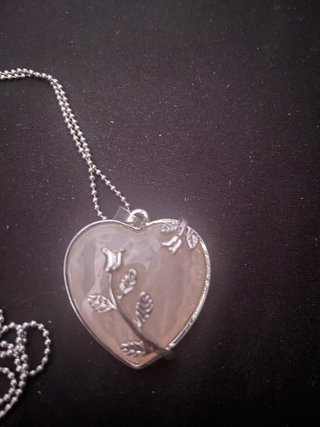 Collar Corazón Rosa con Rosa Plateada