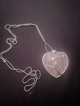 Collar Corazón Rosa con Rosa Plateada