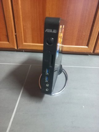 Asus EeeBox PC Azure Wave-NE785H