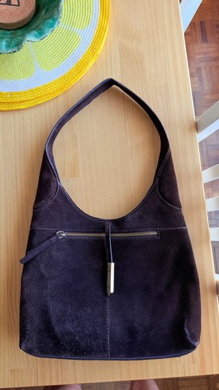 Bolso de piel marrón
