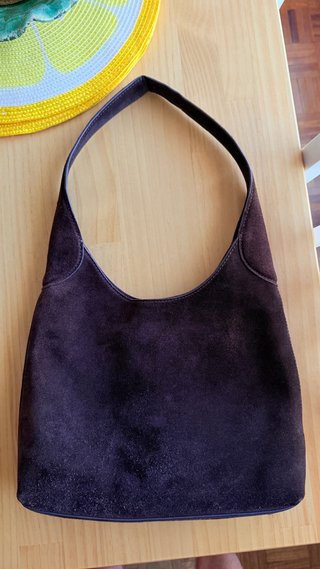 Bolso de piel marrón