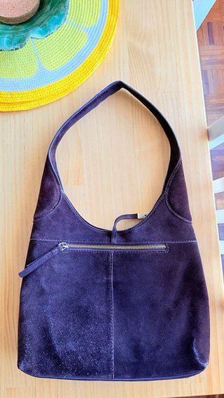 Bolso de piel marrón