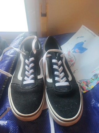 Zapatillas Vans Negras y Blancas